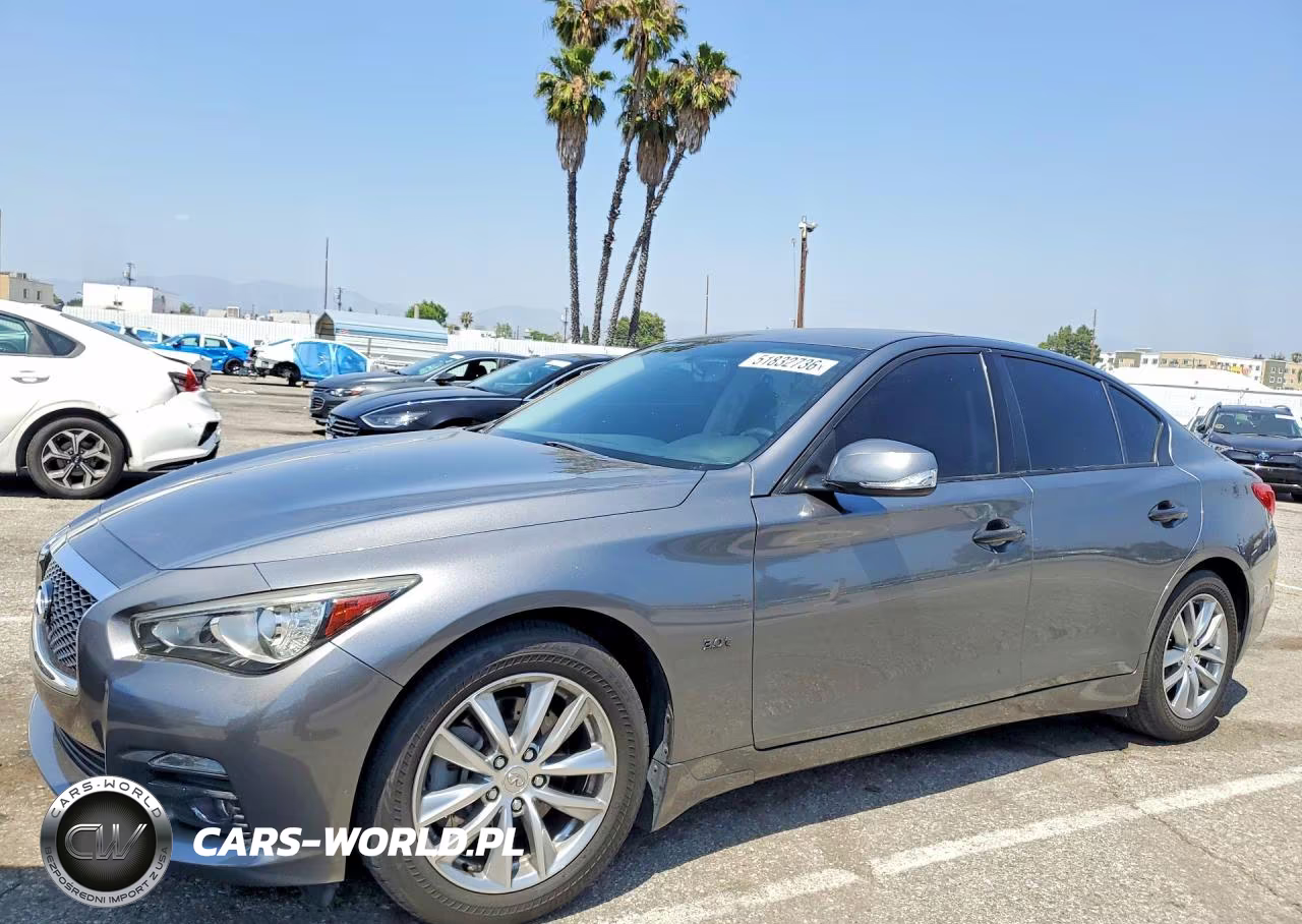 2017 Infiniti Q50 Premium