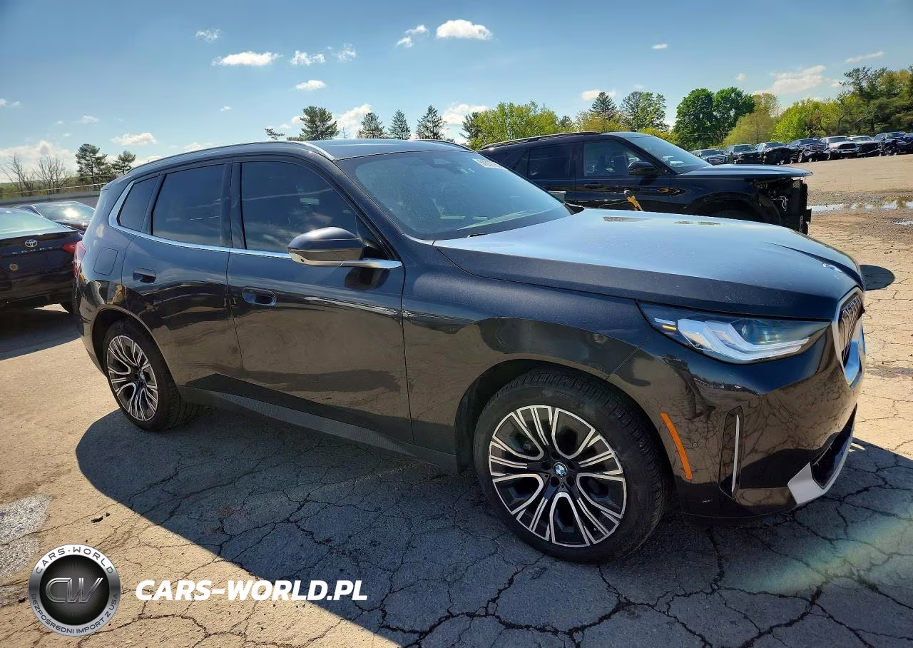 2025 BMW X3 30 xDrive VIN:5UX53GP01S9Z62087 - 4