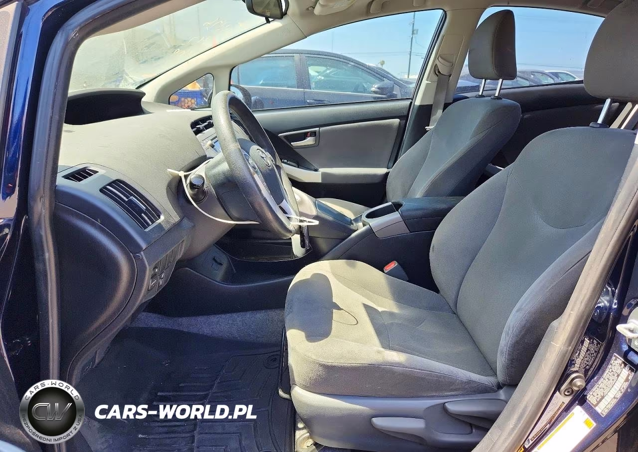 2015 Toyota Prius Three VIN:JTDKN3DU2F0448239 - 7
