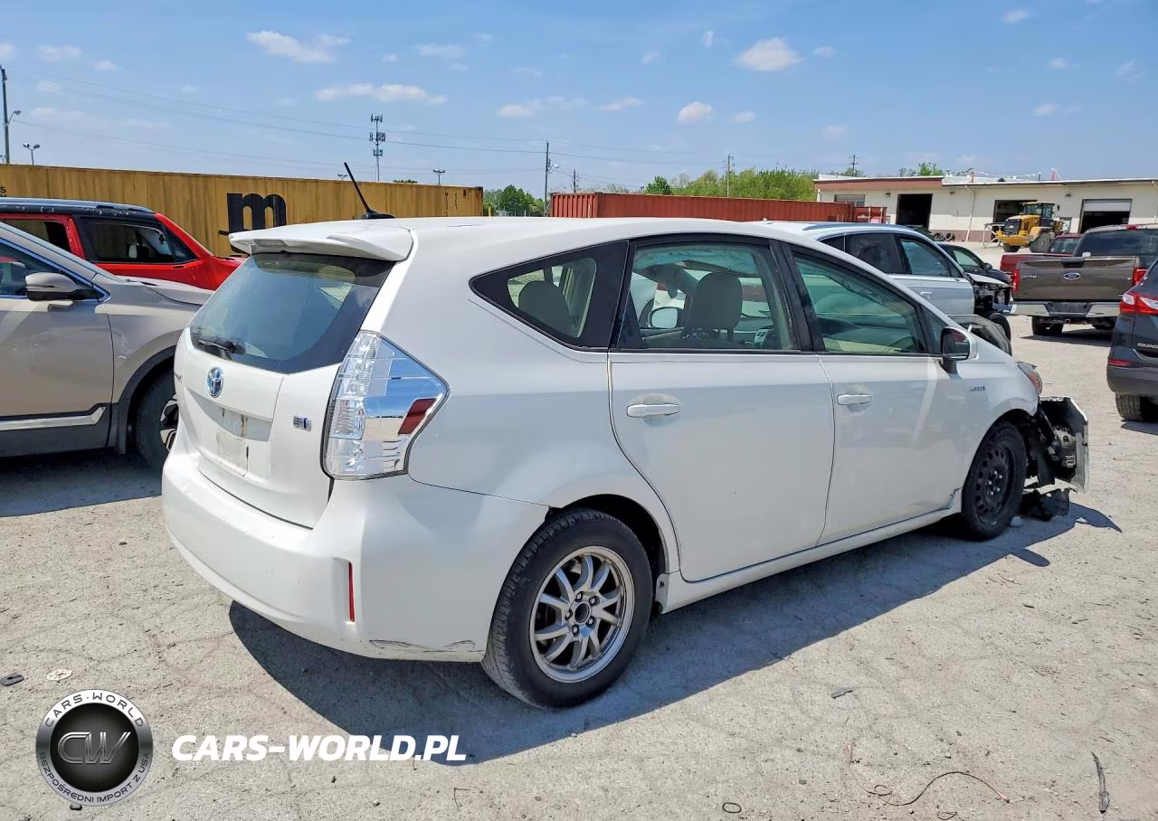 2013 Toyota Prius V Three VIN:JTDZN3EU3D3197272 - 3