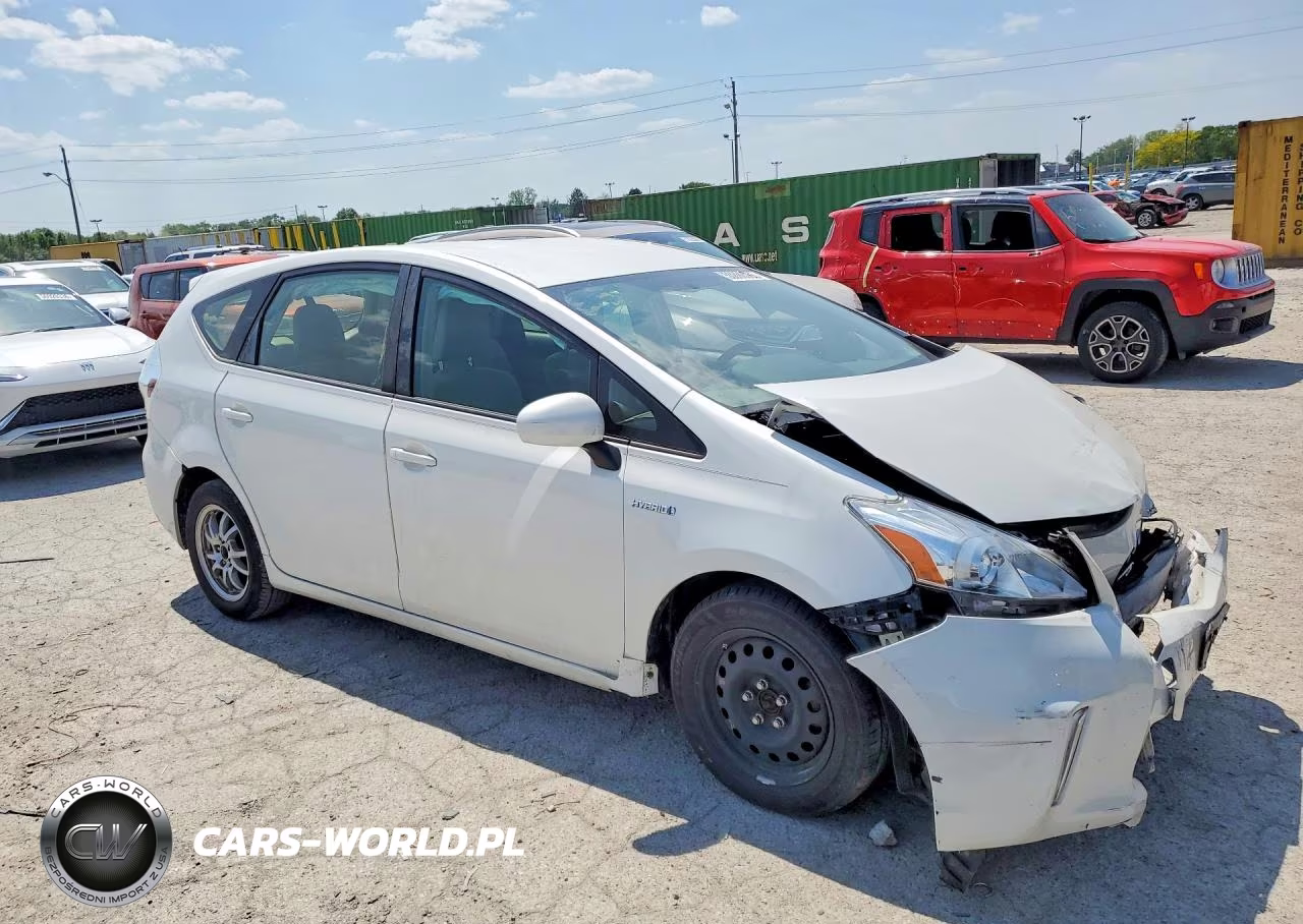 2013 Toyota Prius V Three VIN:JTDZN3EU3D3197272 - 4