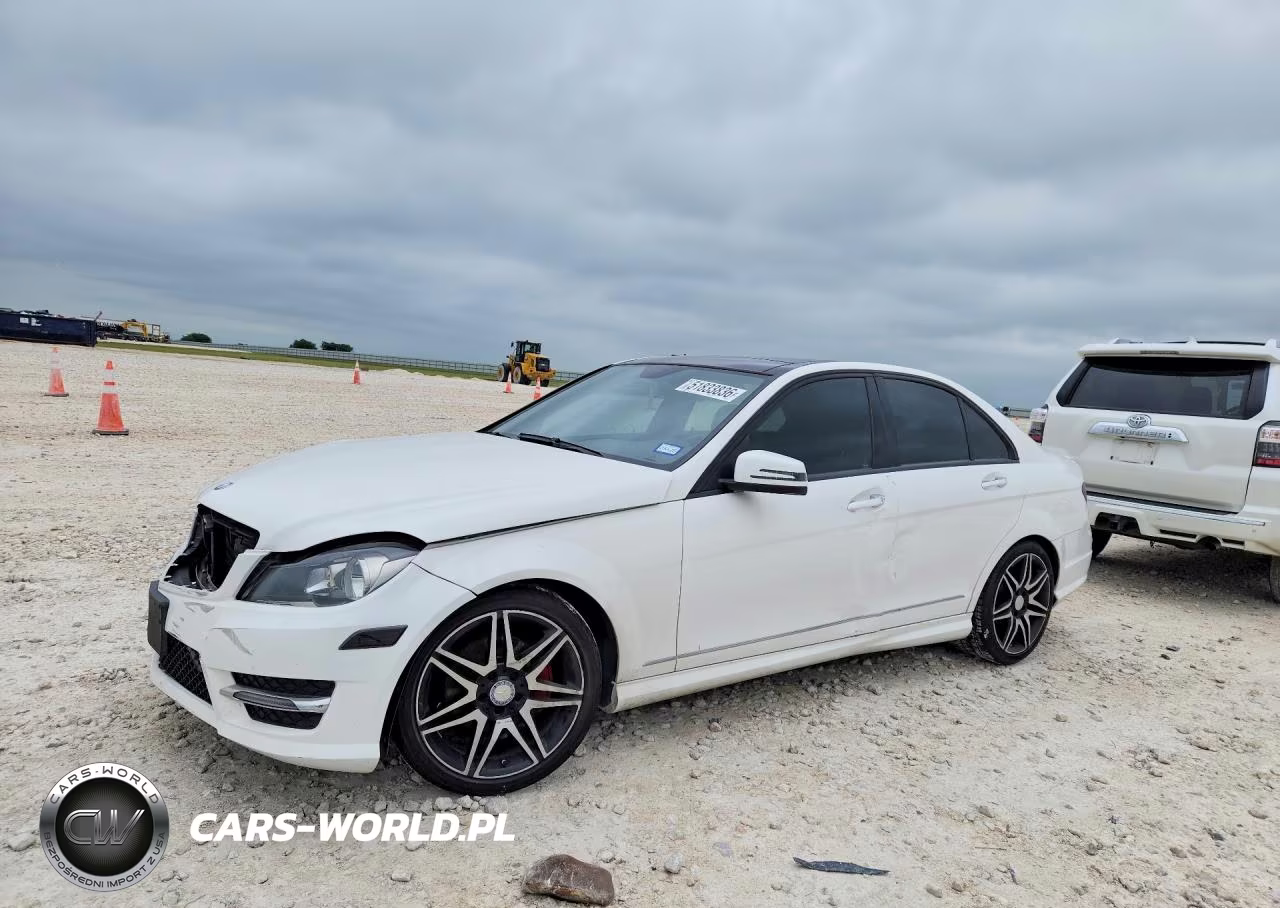 2013 Mercedes-Benz C 250