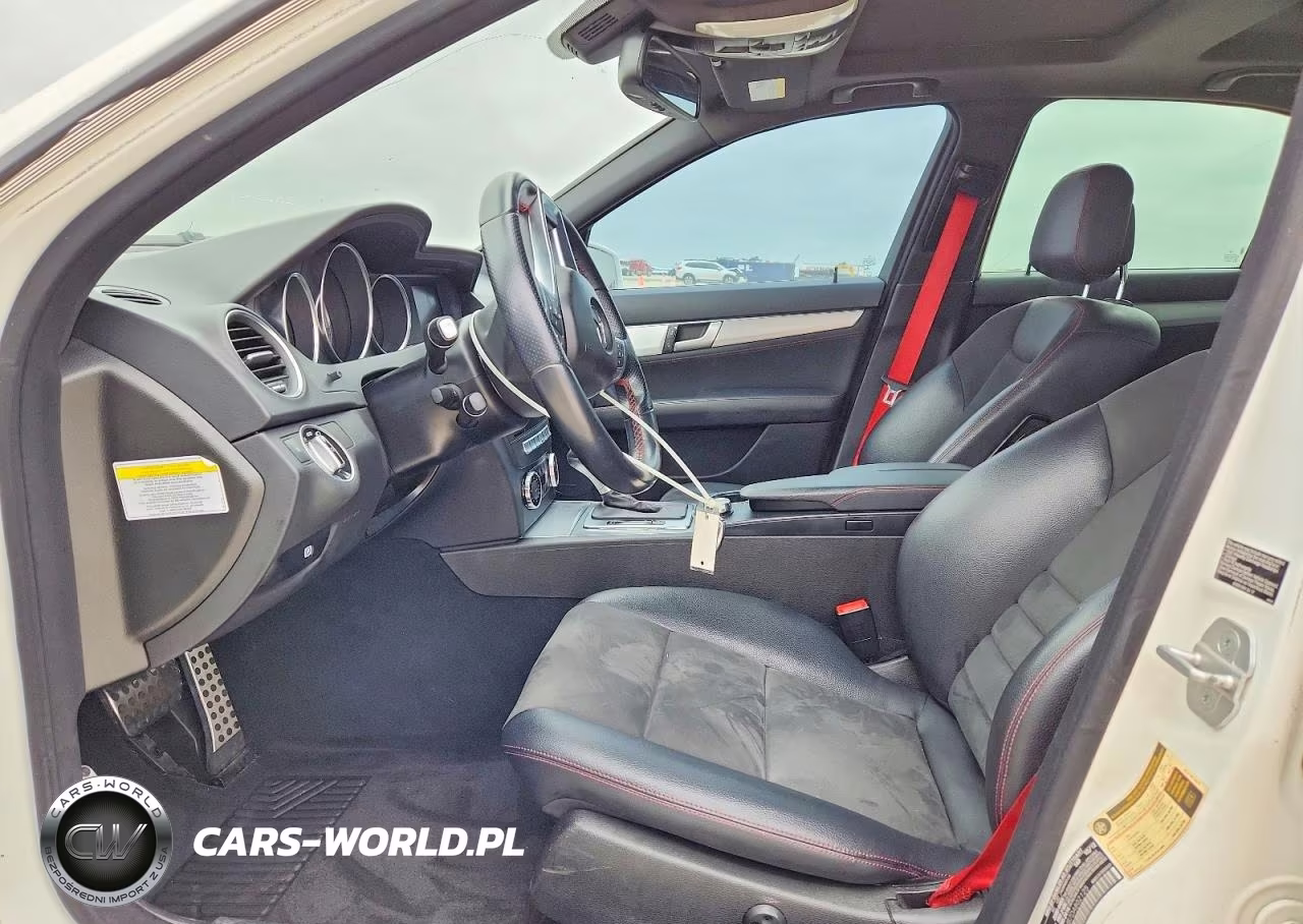 2013 Mercedes-Benz C 250 VIN:WDDGF4HB7DA802125 - 7