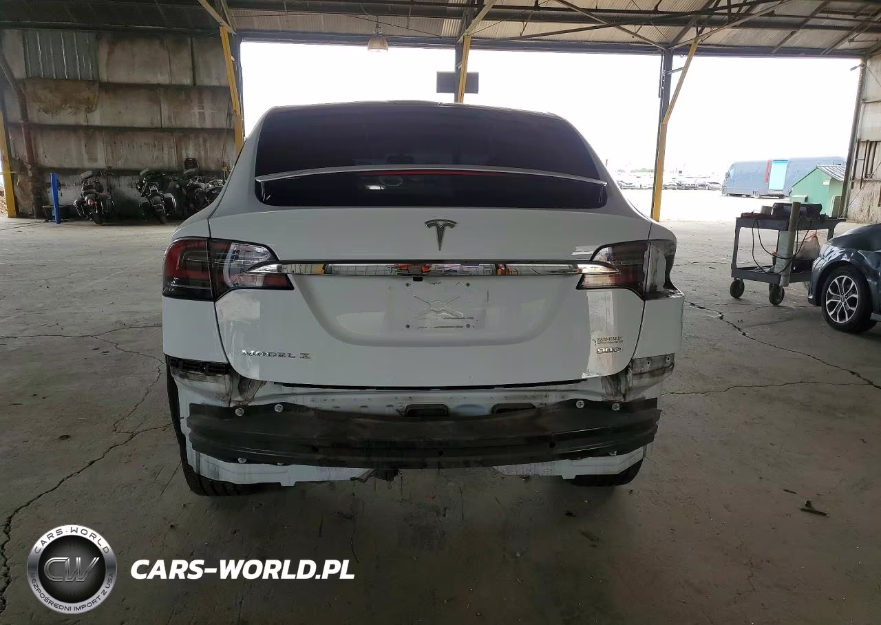 2016 Tesla Model X VIN:5YJXCBE20GF007831 - 6