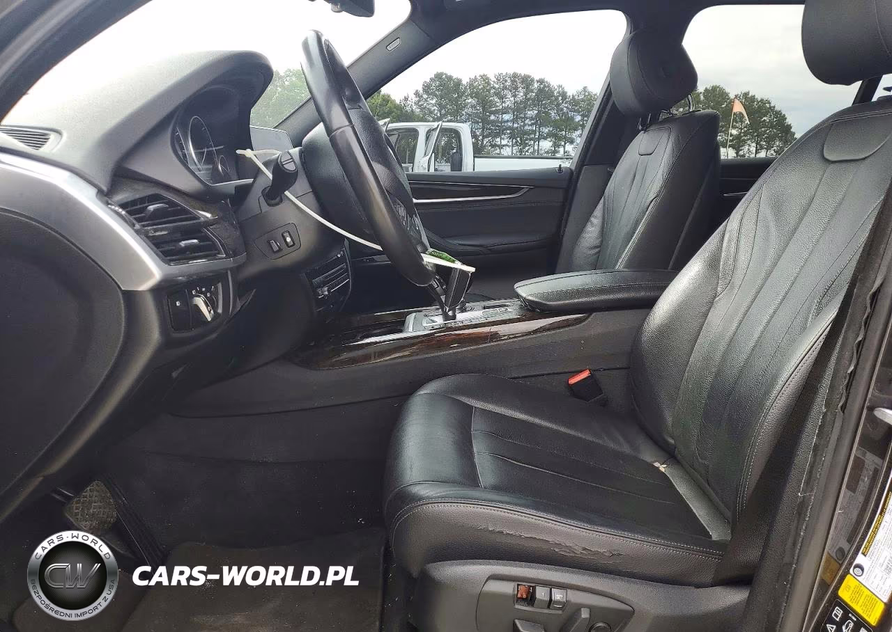 2017 BMW X5 xDrive35I VIN:5UXKR0C32H0V82083 - 7