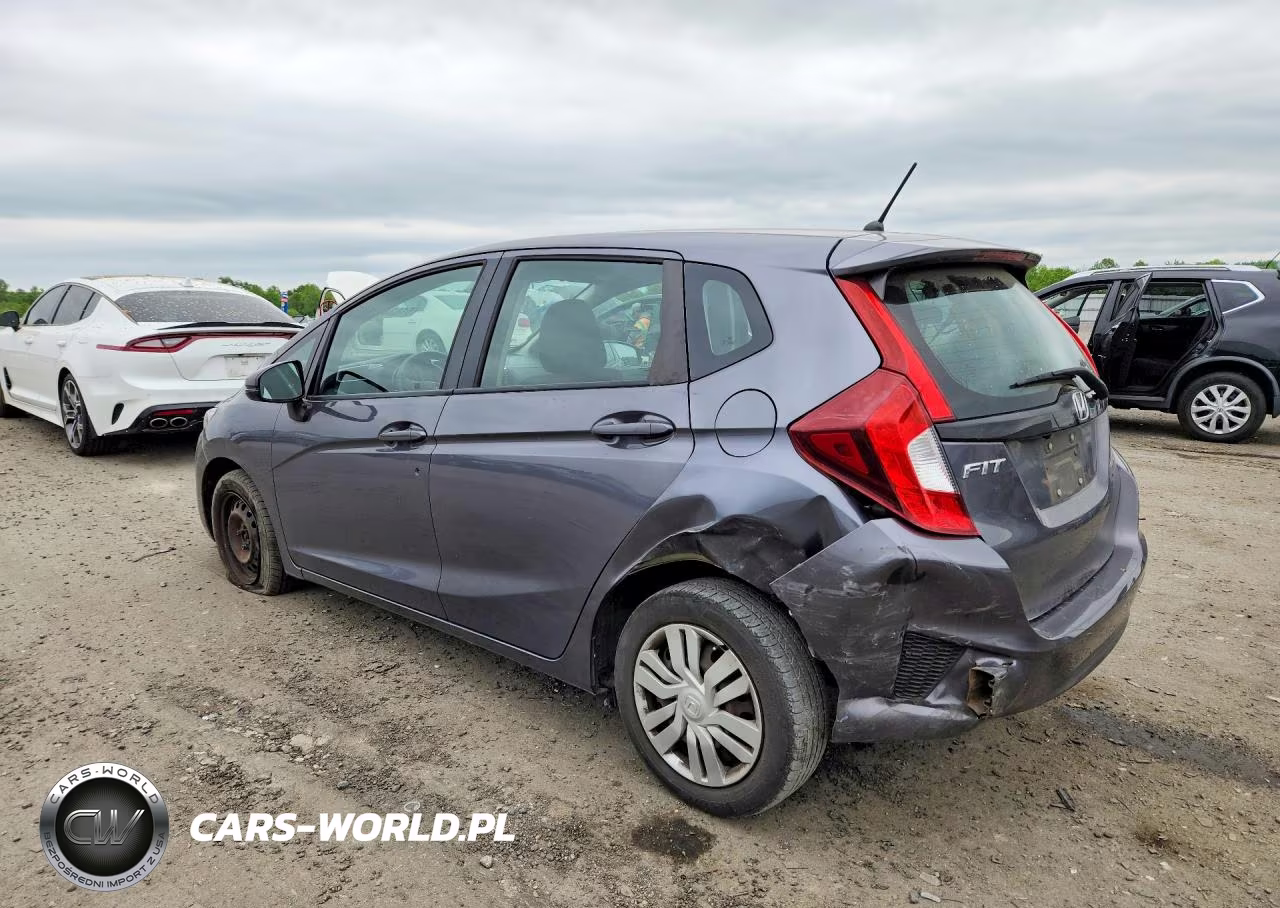 2017 Honda Fit Lx VIN:3HGGK5G56HM702924 - 2