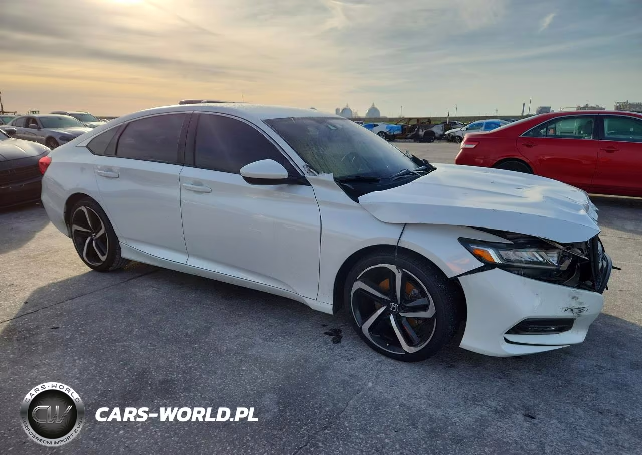 2018 Honda Accord Sport VIN:1HGCV1F38JA248600 - 4