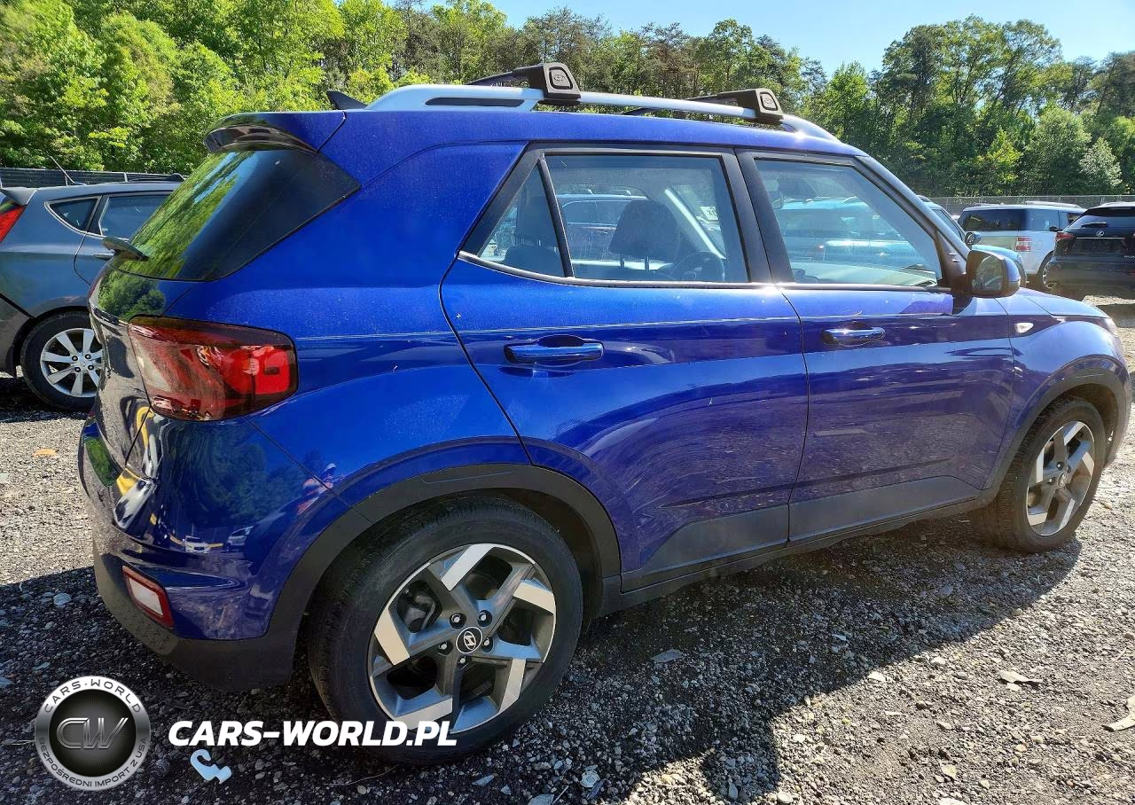 2022 Hyundai Venue Limited VIN:KMHRC8A35NU204441 - 3