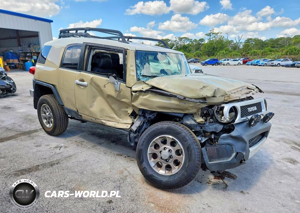 2012 Toyota Fj Cruiser Base VIN:JTEBU4BF4CK145682 - 4