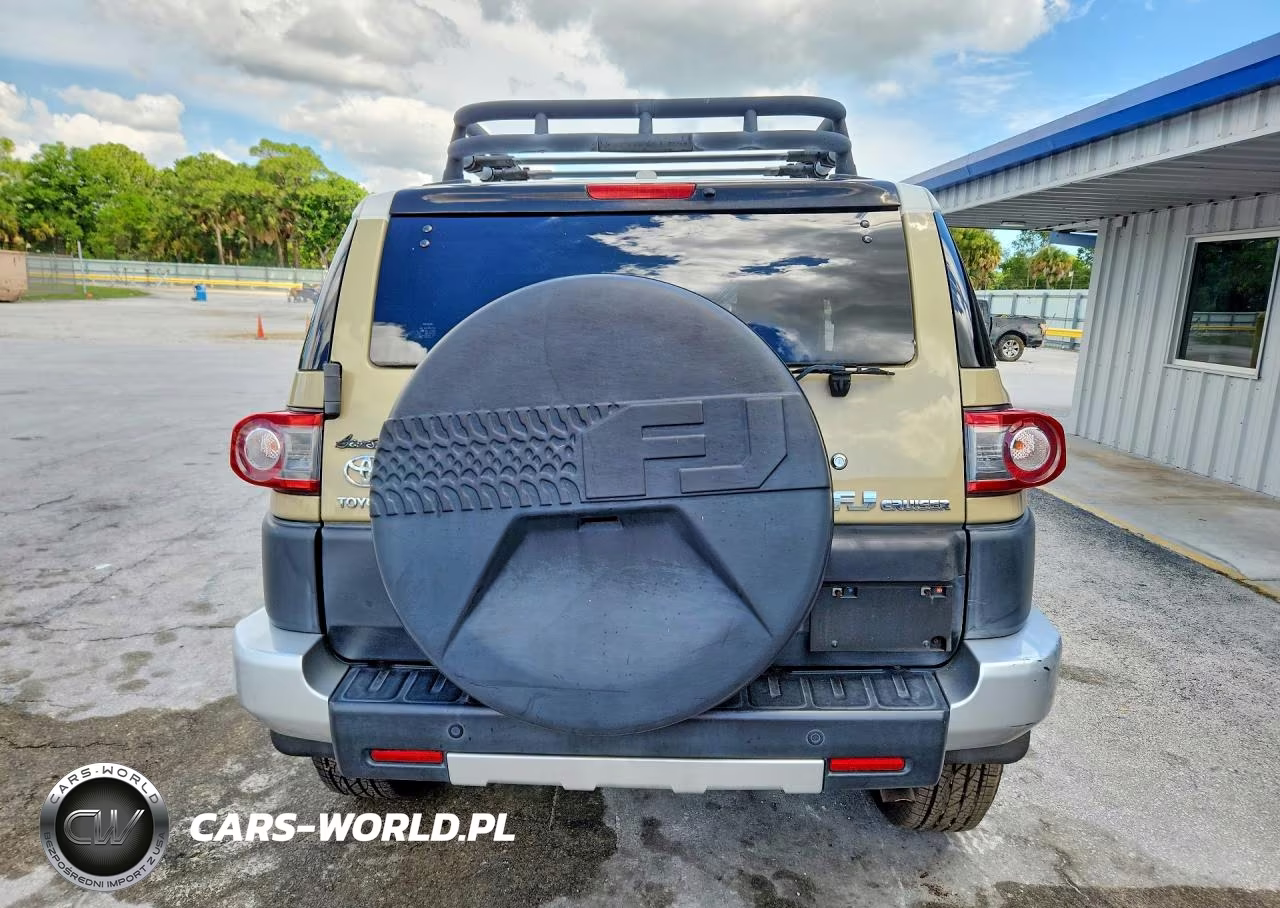 2012 Toyota Fj Cruiser Base VIN:JTEBU4BF4CK145682 - 6