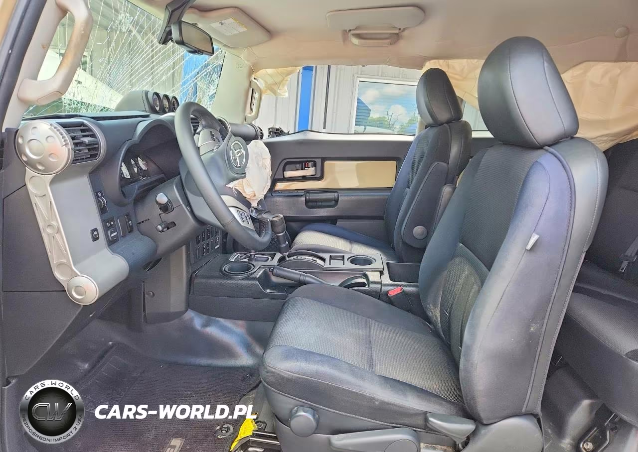 2012 Toyota Fj Cruiser Base VIN:JTEBU4BF4CK145682 - 7