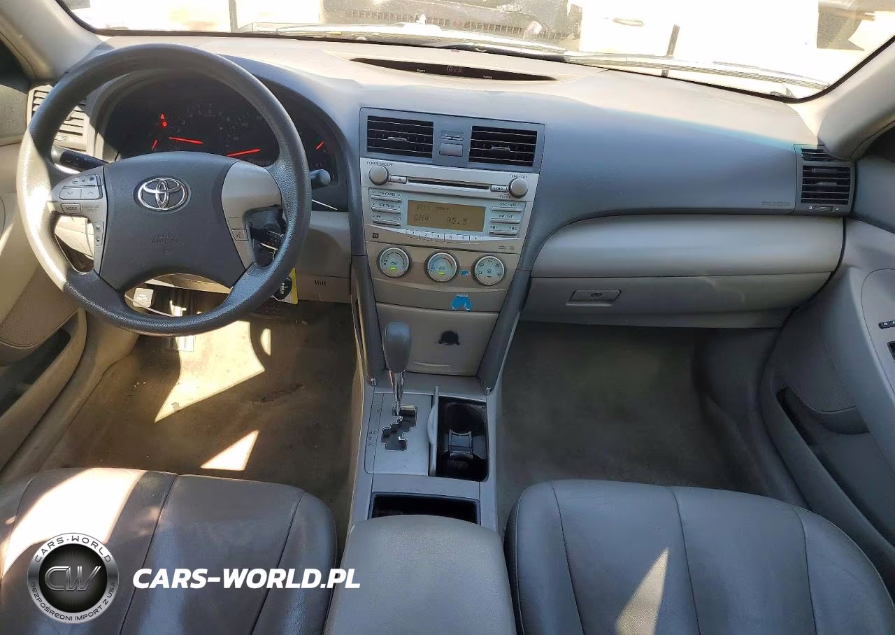 2008 Toyota Camry Le VIN:4T1BE46K38U218721 - 8
