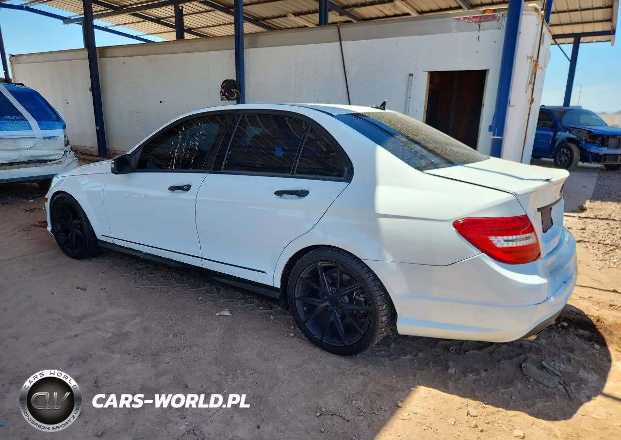 2013 Mercedes-Benz C 250 VIN:WDDGF4HBXDR284495 - 2