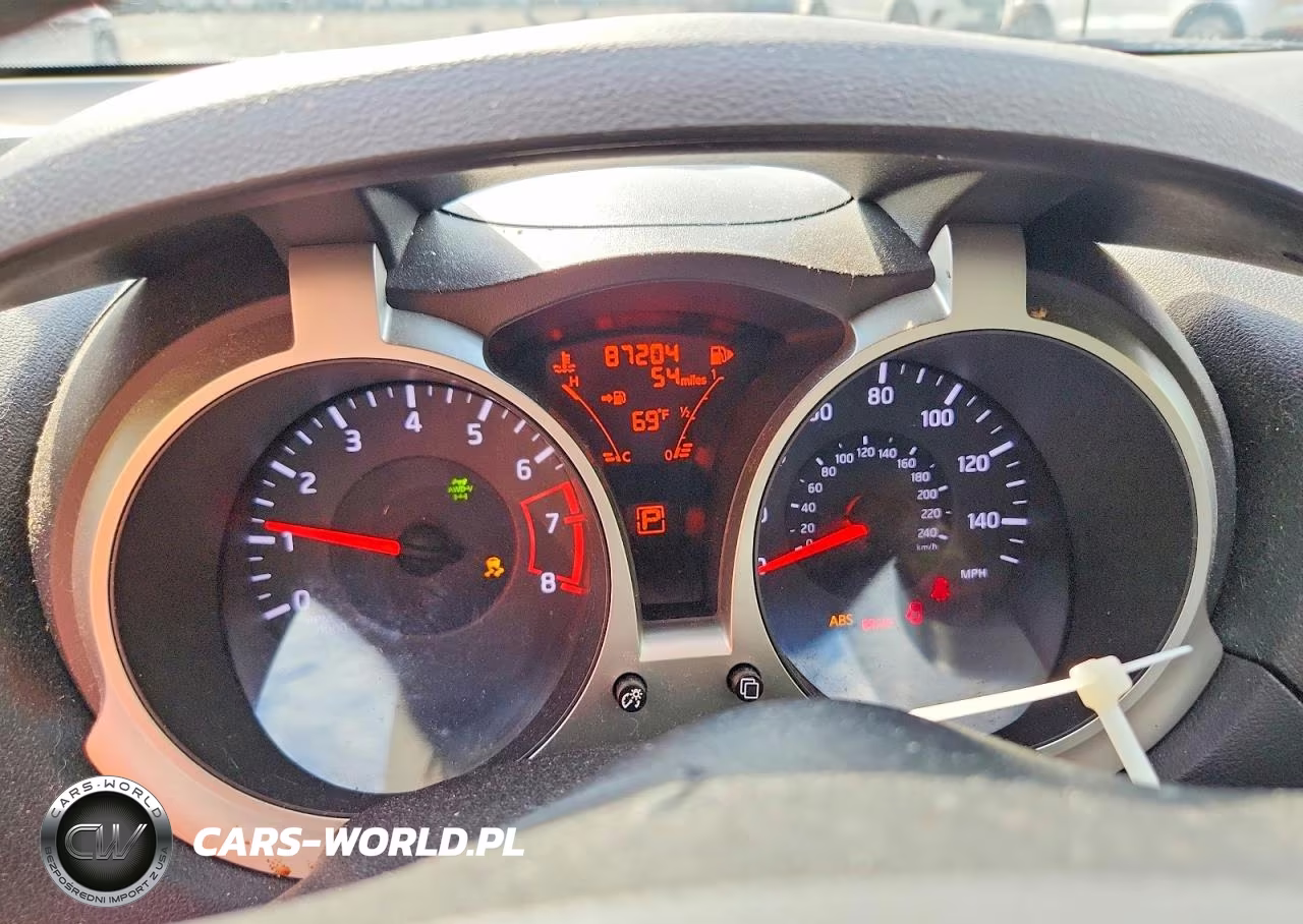2013 Nissan Juke S VIN:JN8AF5MV9DT210742 - 9