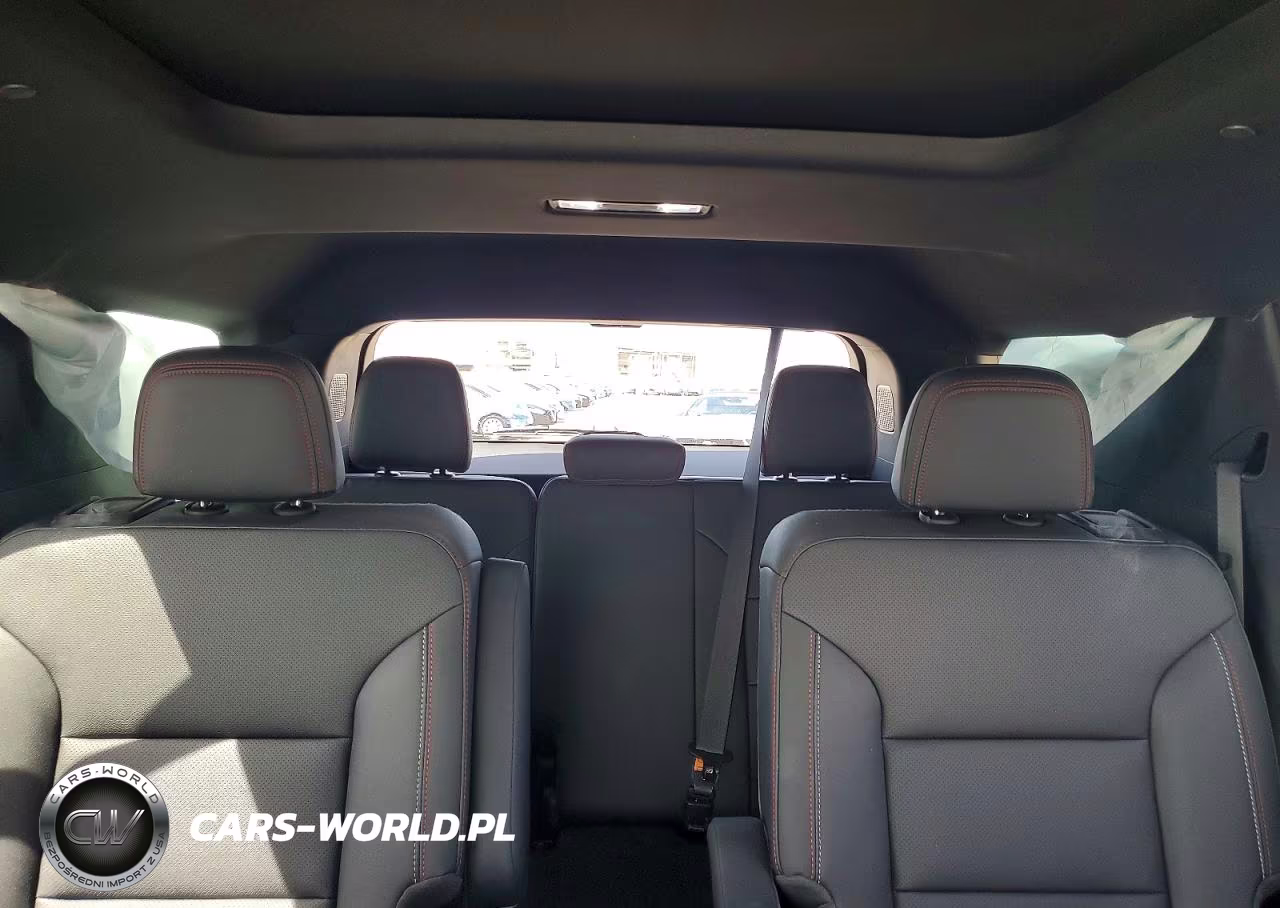 2026 Chevrolet Traverse Z71 VIN:1GNEVJKS4TJ272908 - 10