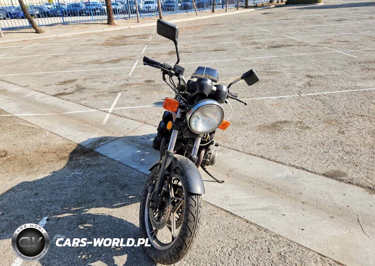 1982 Suzuki Gs1100 E VIN:JS1GU73A4C2101268 - 2