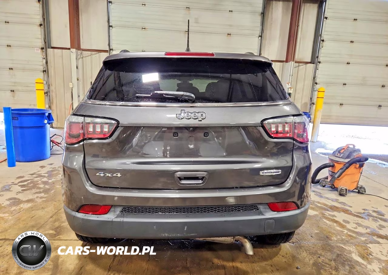 2019 Jeep Compass Latitude VIN:3C4NJDBB8KT703800 - 6