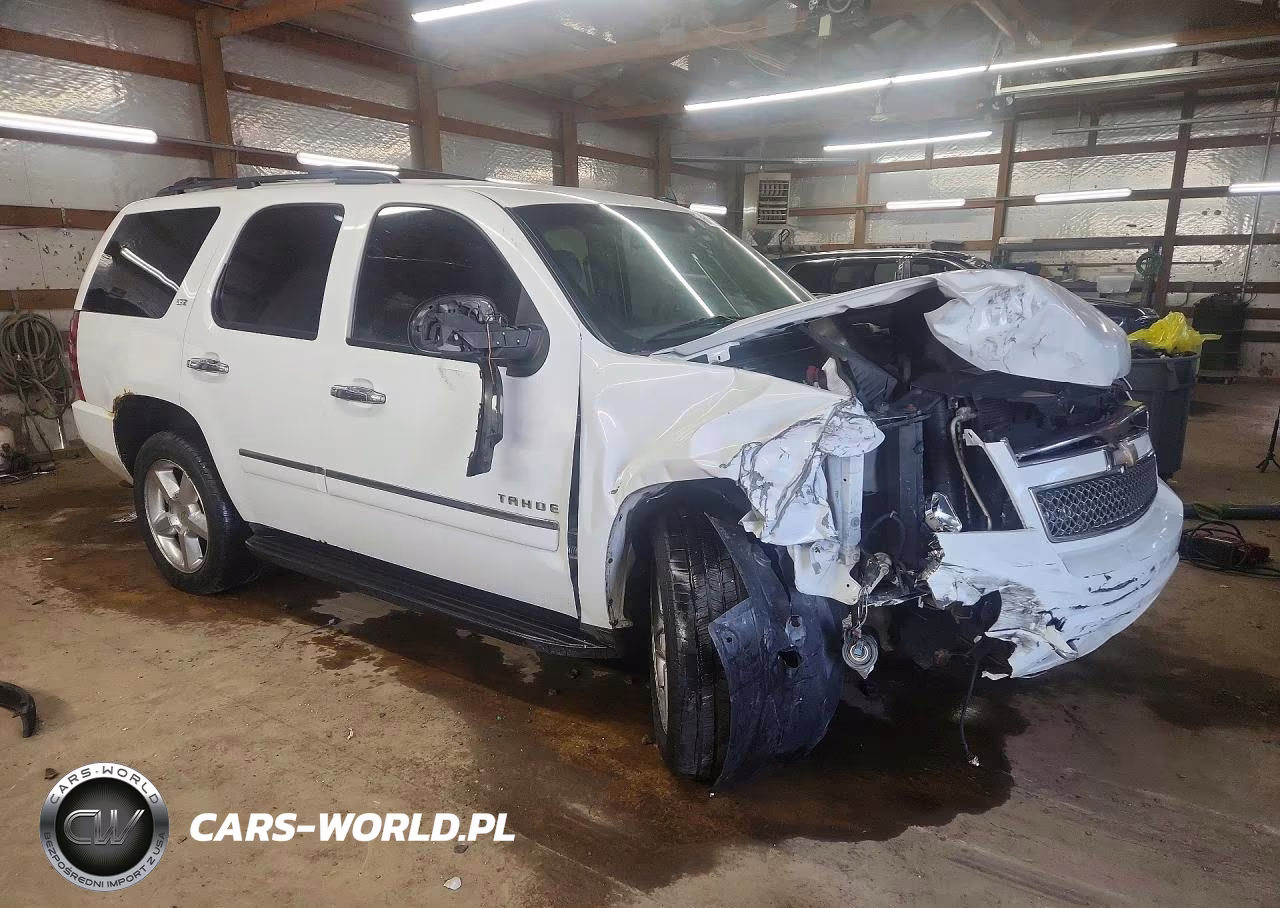 2011 Chevrolet Tahoe K1500 Ltz VIN:1GNSKCE03BR115176 - 4