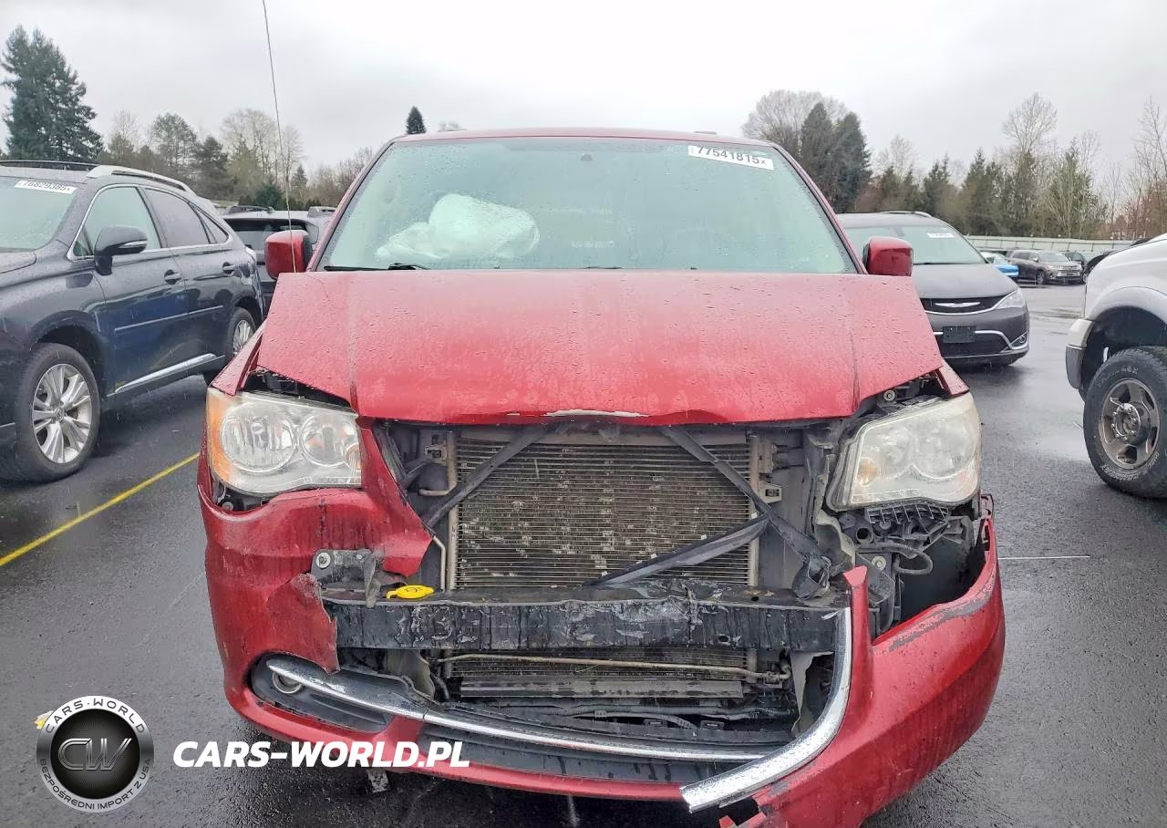 2014 Chrysler Town & Country Touring VIN:2C4RC1BG0ER394630 - 5