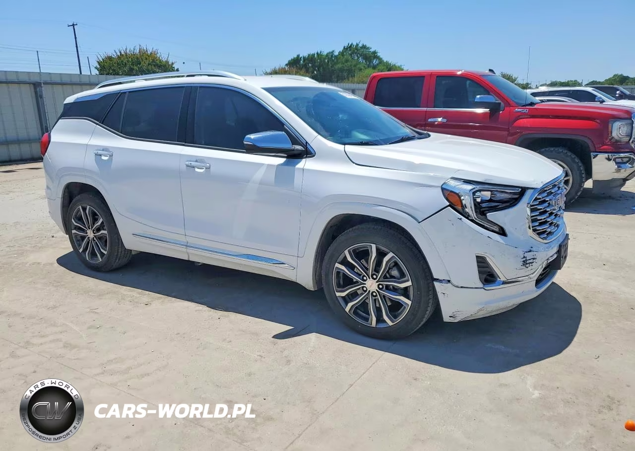 2018 GMC Terrain Denali VIN:3GKALSEX7JL387720 - 4