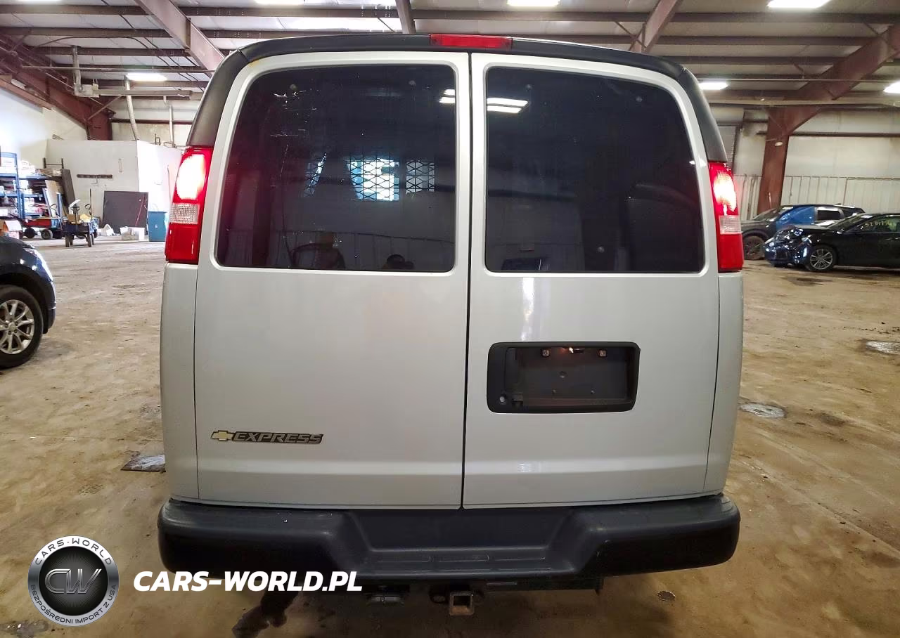 2021 Chevrolet Express G3500 Ls 6.6L V-8 Passenger VIN:1GAZGNF76M1245298 - 6