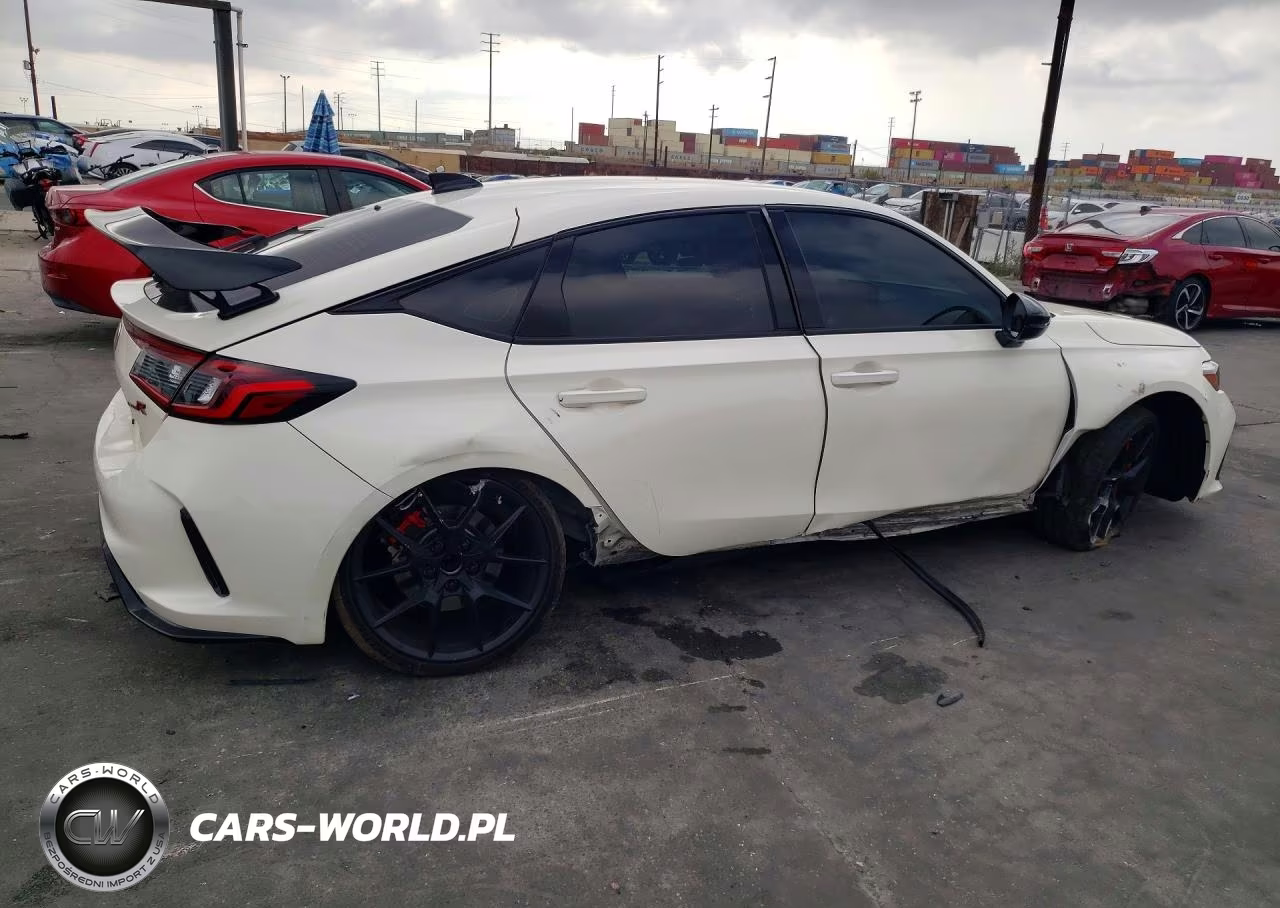 2025 Honda Civic Type-R VIN:JHMFL5G43SX007976 - 3