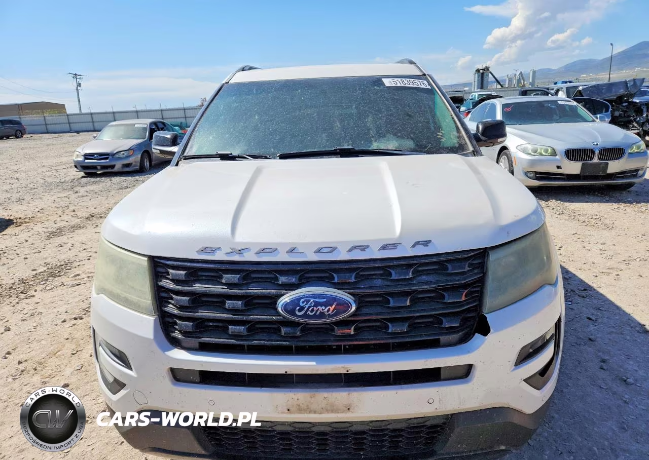 2016 Ford Explorer Sport VIN:1FM5K8GT7GGC09523 - 5