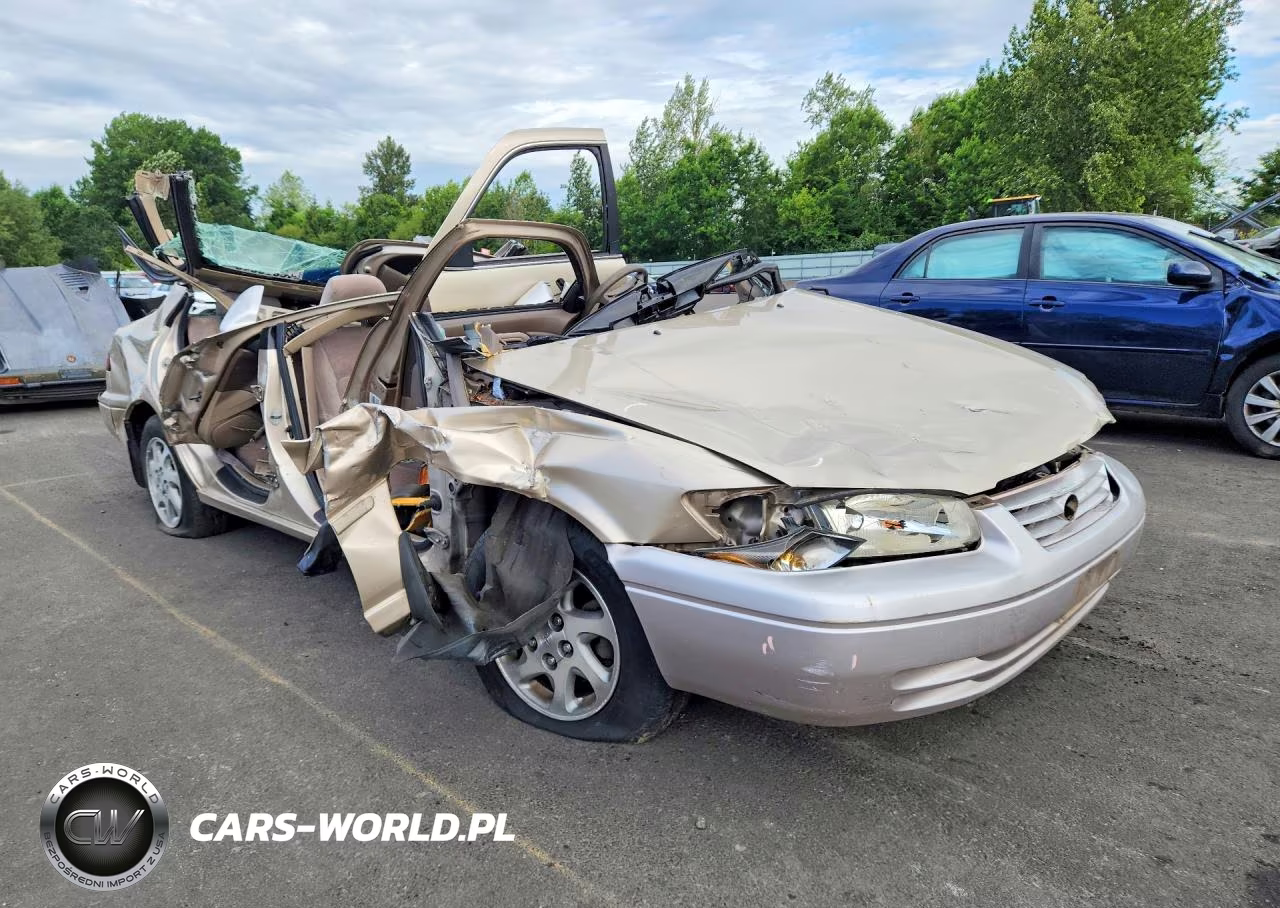 1999 Toyota Camry Le V6 VIN:JT2BF22K8X0180123 - 4