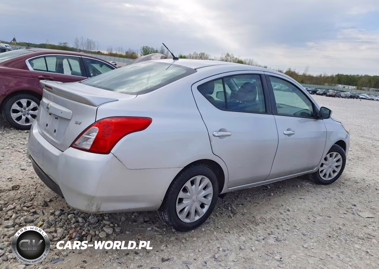 2018 Nissan Versa Sv VIN:3N1CN7AP3JL831566 - 3