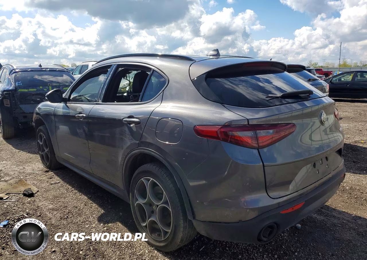 2022 Alfa Romeo Stelvio VIN:ZASPAJANXN7D47840 - 2