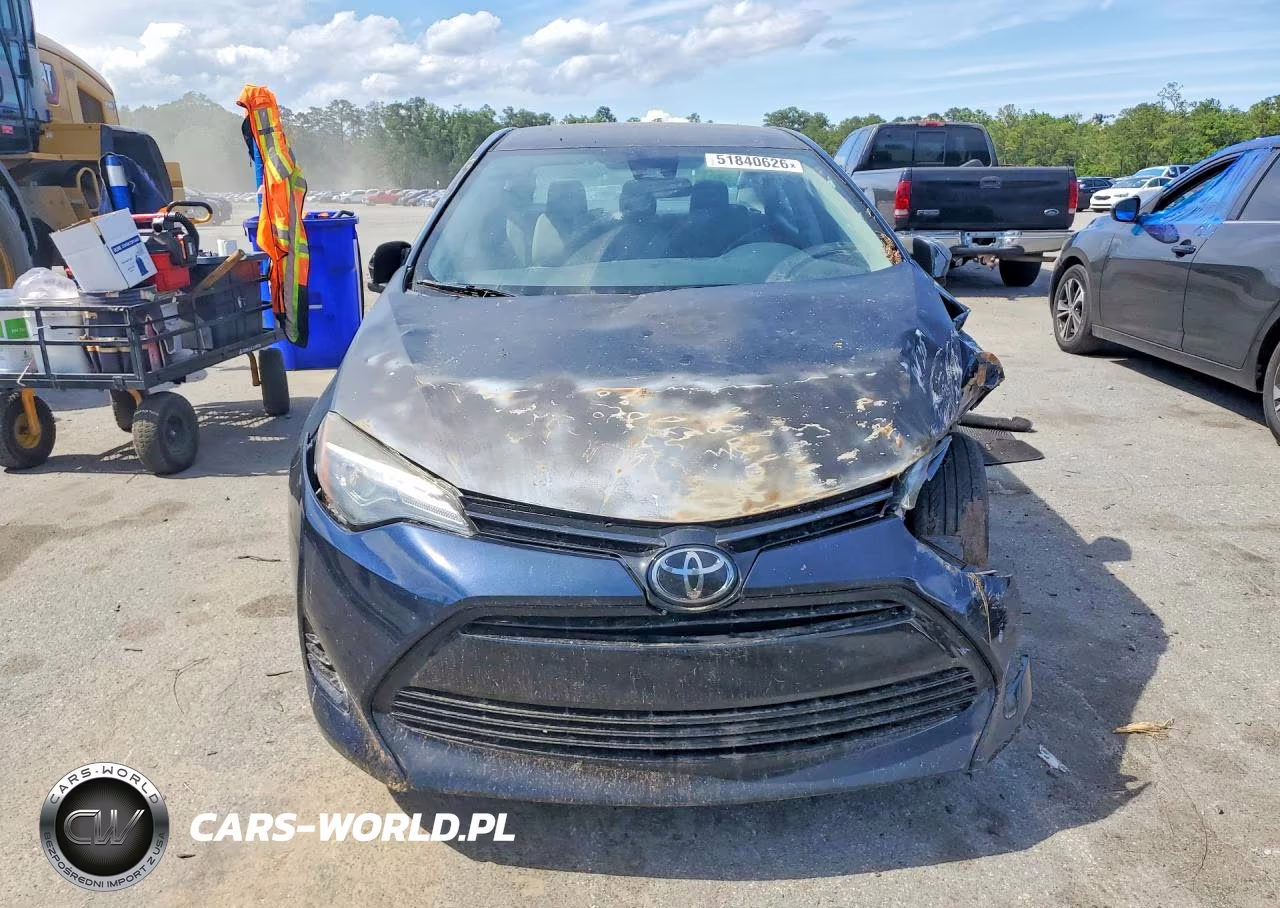2017 Toyota Corolla Le VIN:5YFBURHE3HP674470 - 5