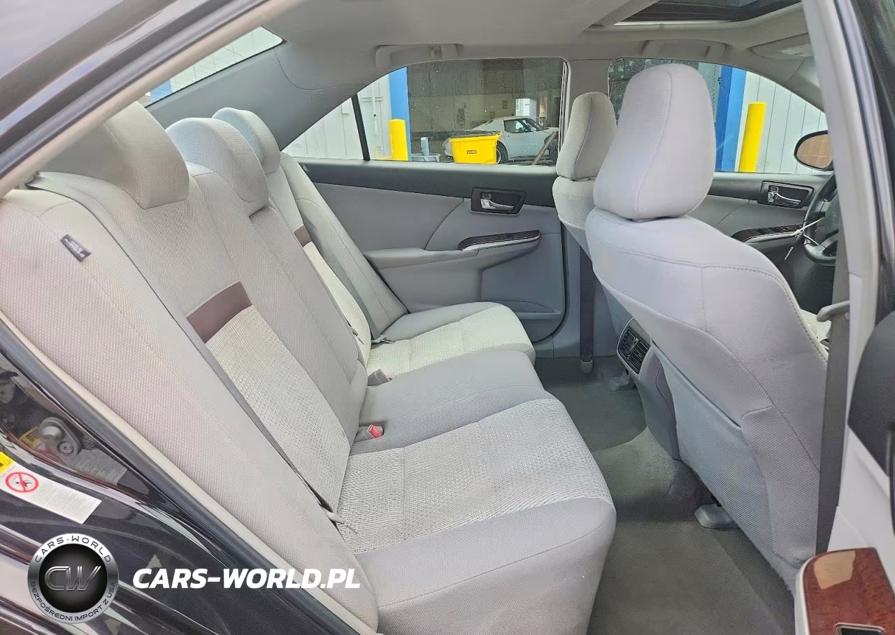 2012 Toyota Camry Xle VIN:4T4BF1FK6CR175972 - 10