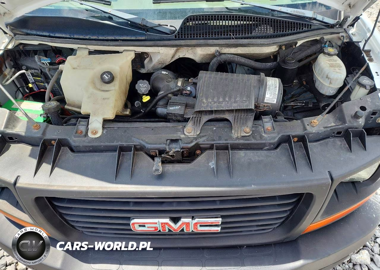 2005 GMC Savana Cutaway G3500 VIN:1GDJG31V151907610 - 12