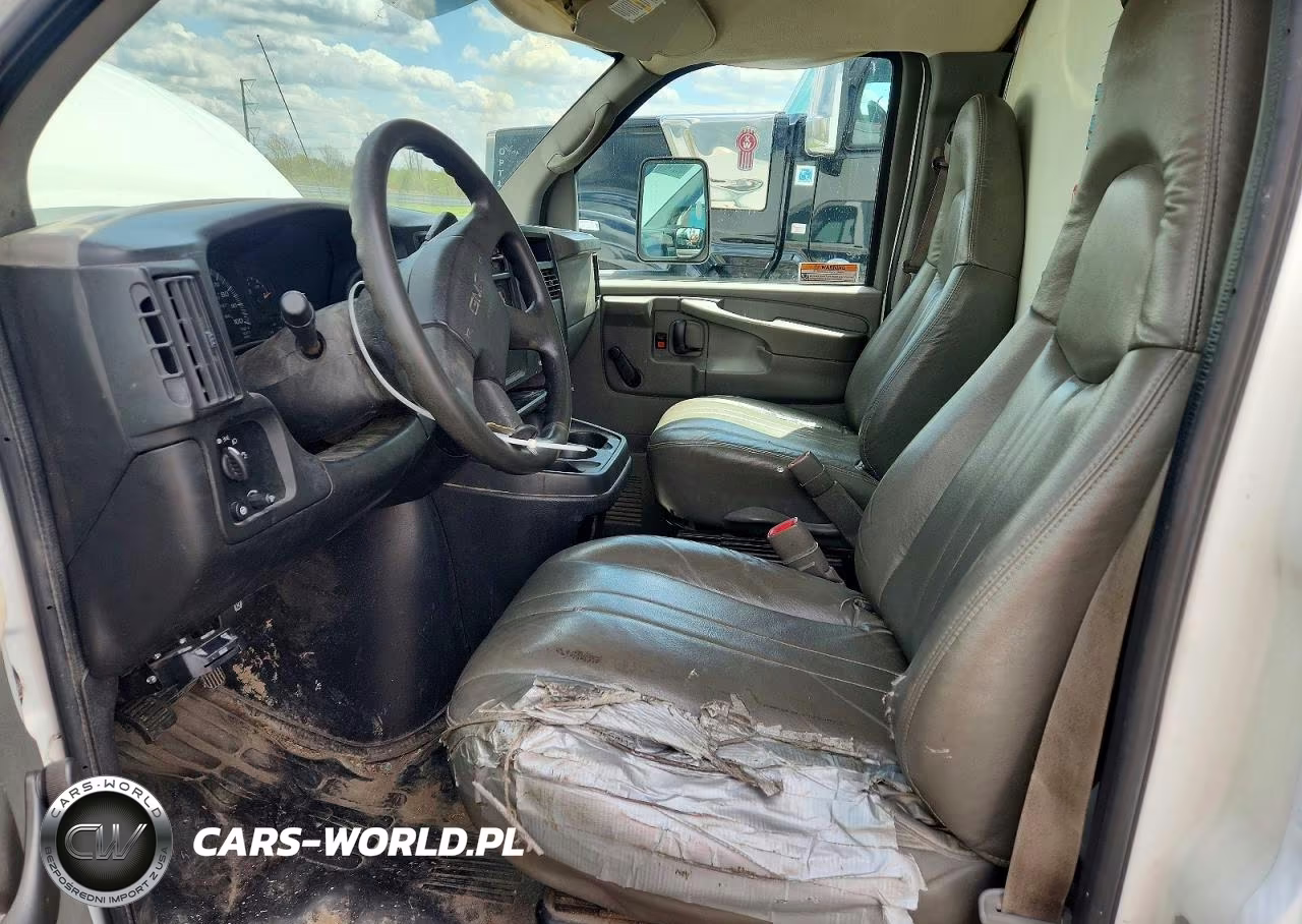 2005 GMC Savana Cutaway G3500 VIN:1GDJG31V151907610 - 7