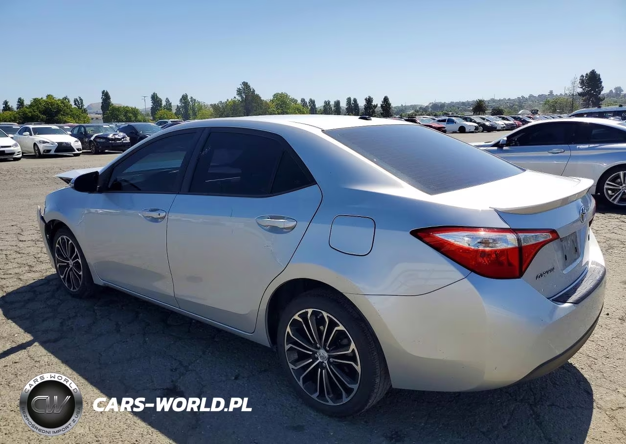 2015 Toyota Corolla VIN:5YFBURHE1FP252923 - 2