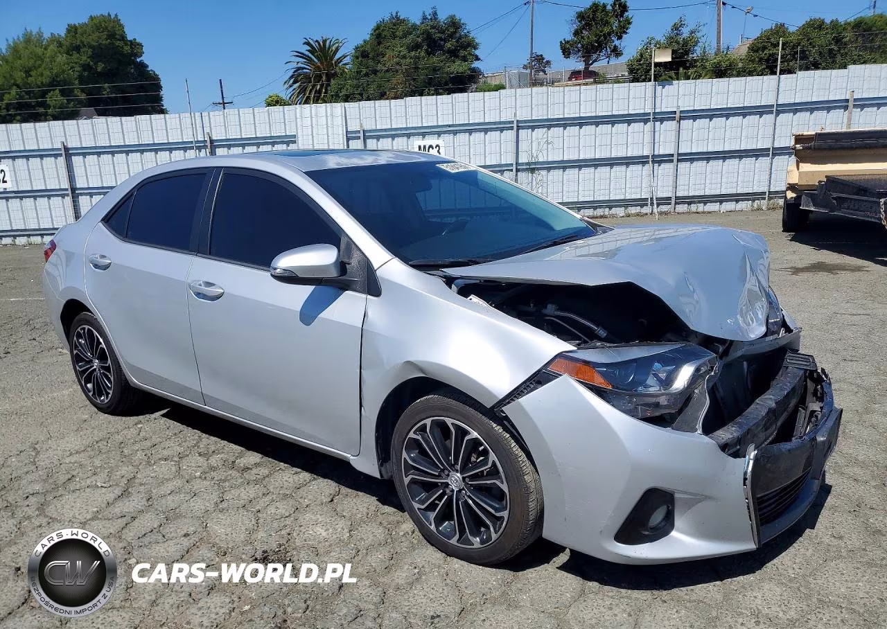2015 Toyota Corolla VIN:5YFBURHE1FP252923 - 4