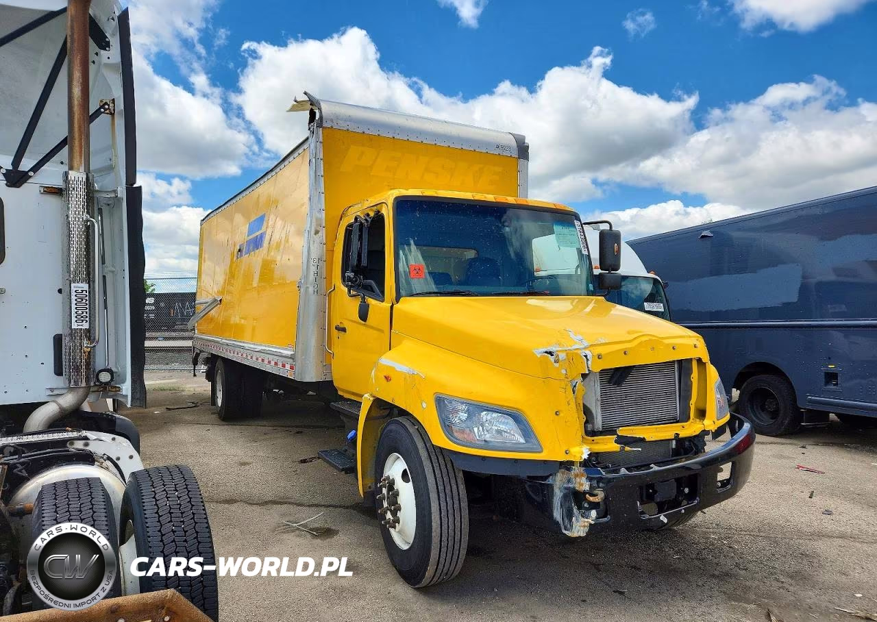2023 Hino L6 Box Truck
