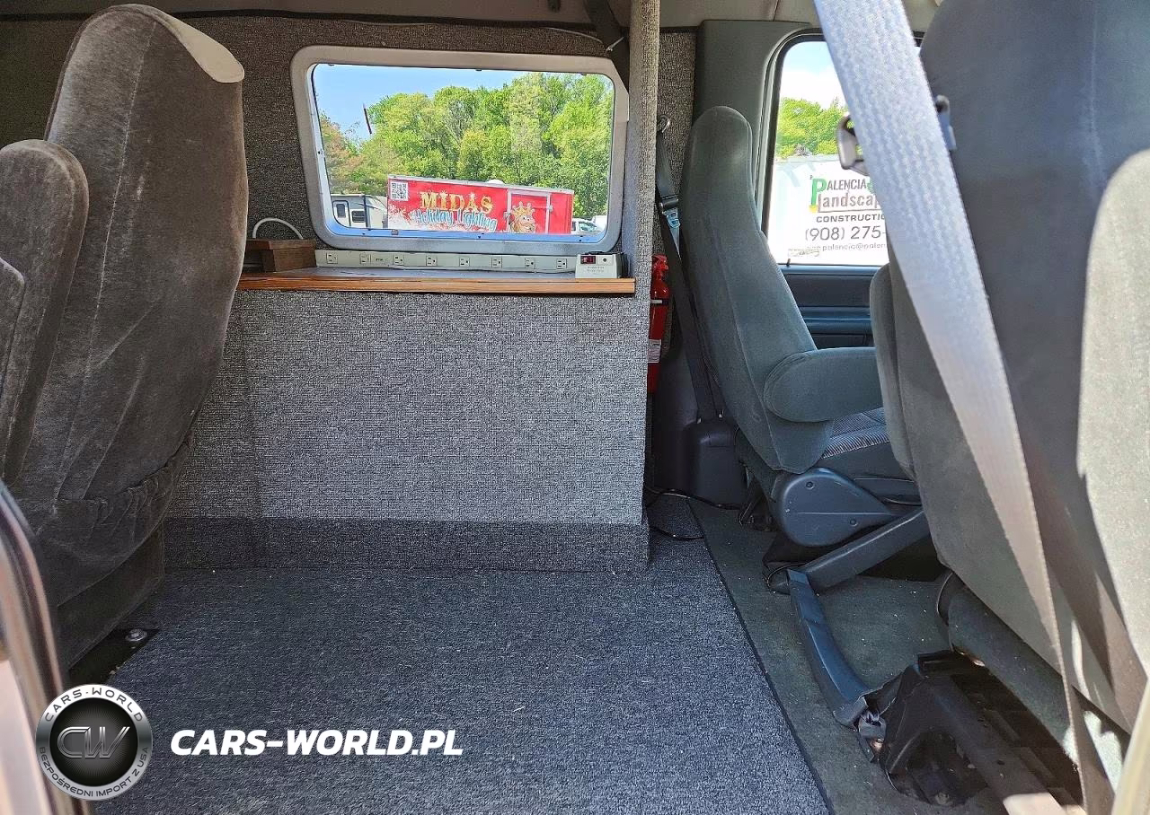 1992 Ford Econoline E250 Van VIN:1FTHE24H0NHB38646 - 11