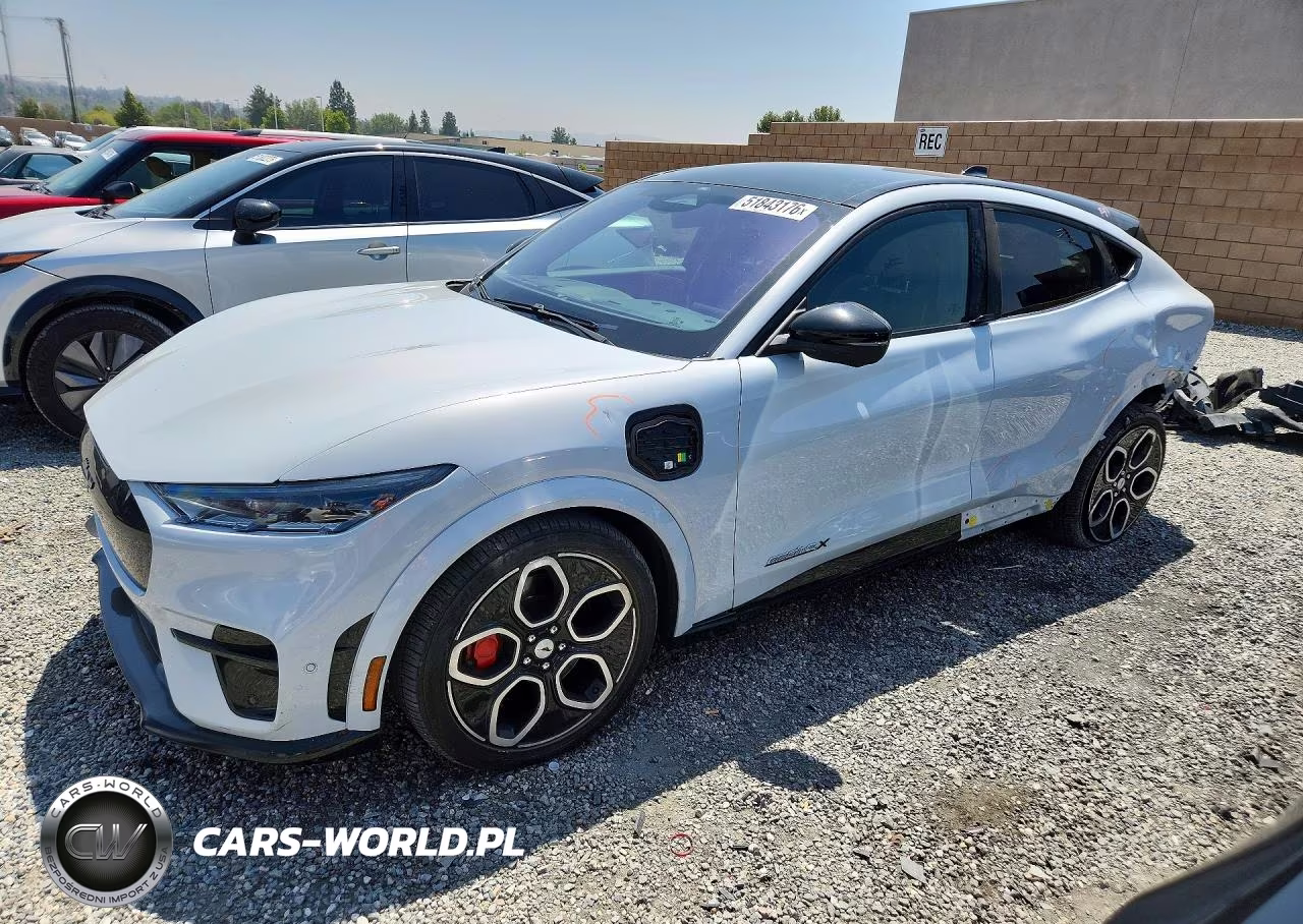 2022 Ford Mustang Mach-E Gt