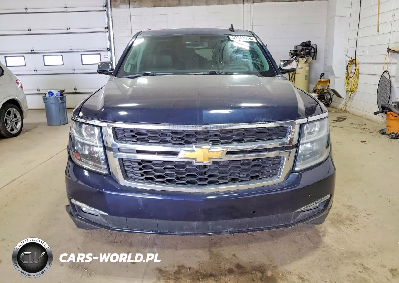 2017 Chevrolet Suburban C1500 Premier VIN:1GNSCJKC4HR274541 - 5
