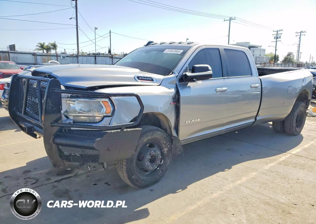 2020 Ram 3500 Big Horn 4X4 8' Box