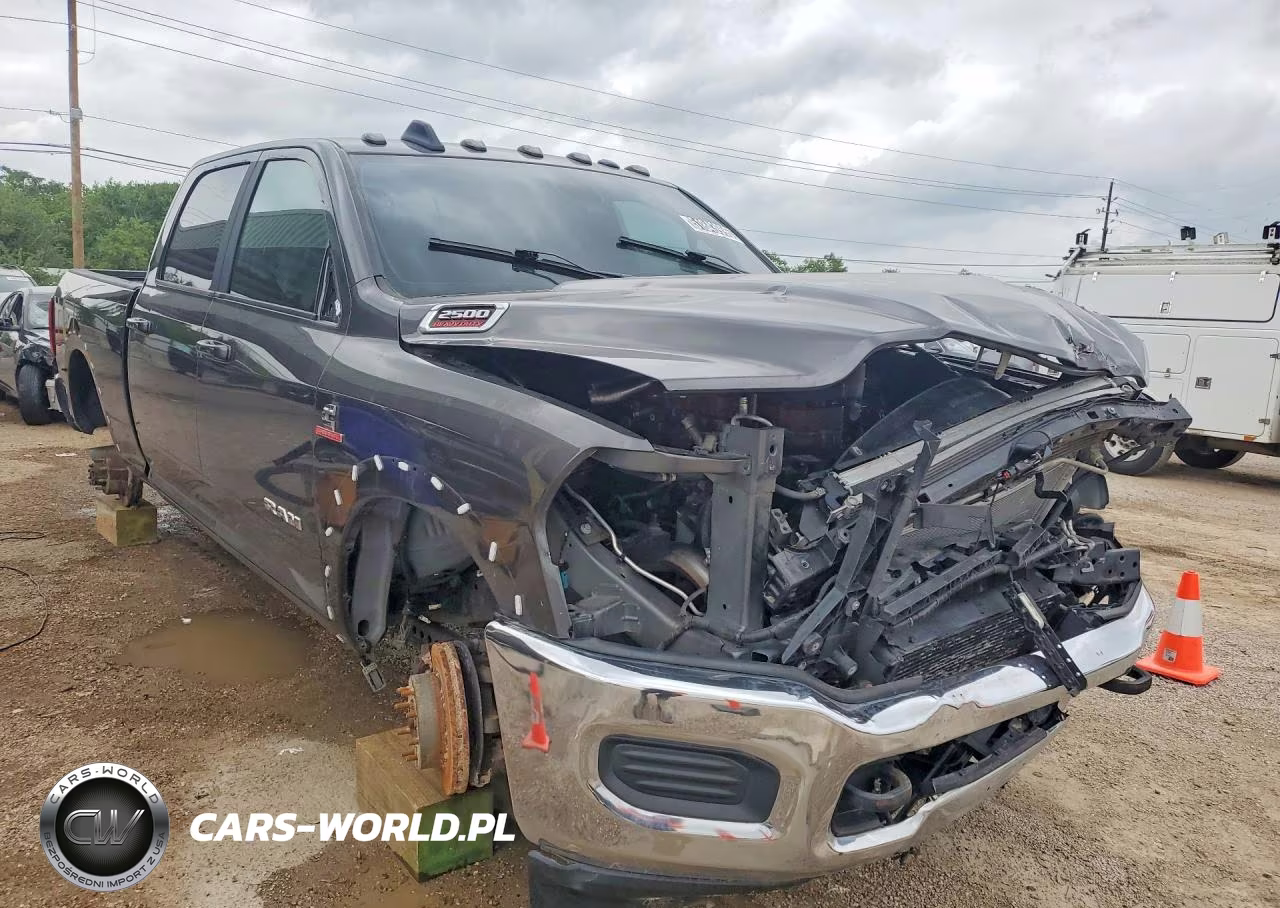 2022 Ram 2500 Laramie VIN:3C6UR5FL3NG327900 - 4