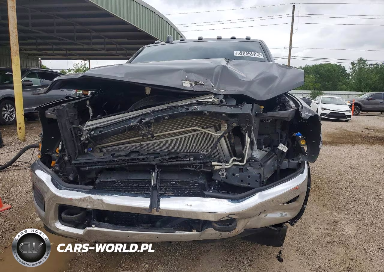 2022 Ram 2500 Laramie VIN:3C6UR5FL3NG327900 - 5