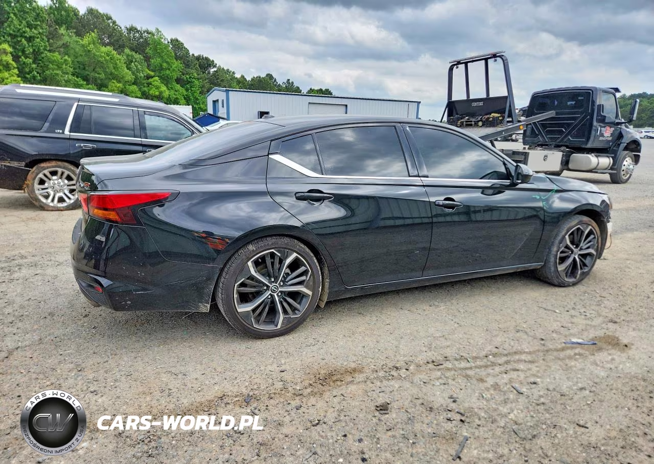 2023 Nissan Altima Sr VIN:1N4BL4CV9PN350678 - 3