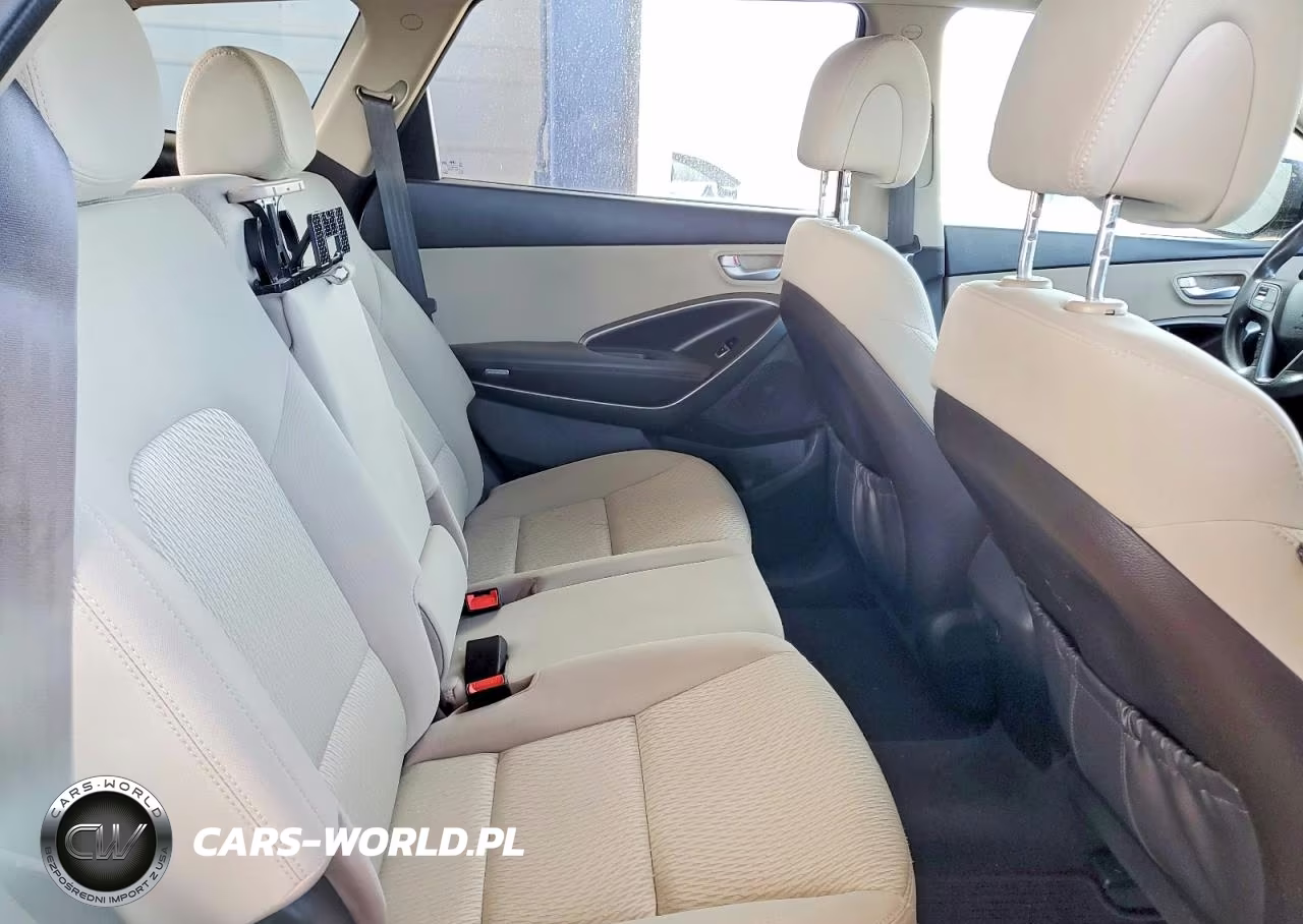 2018 Hyundai Santa Fe Se VIN:KM8SM4HF2JU258474 - 11