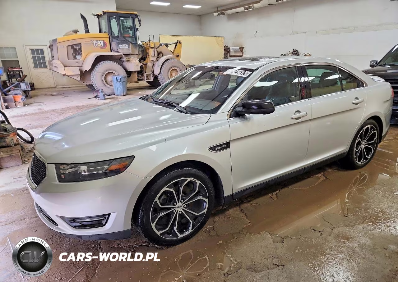 2018 Ford Taurus Sho – zdjęcie 1 z 12