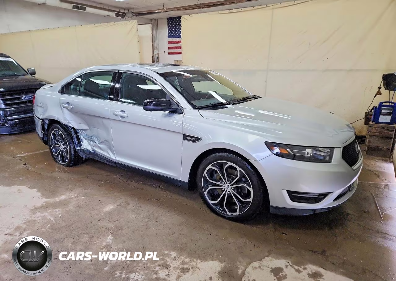 2018 Ford Taurus Sho VIN:1FAHP2KTXJG119741 - 4
