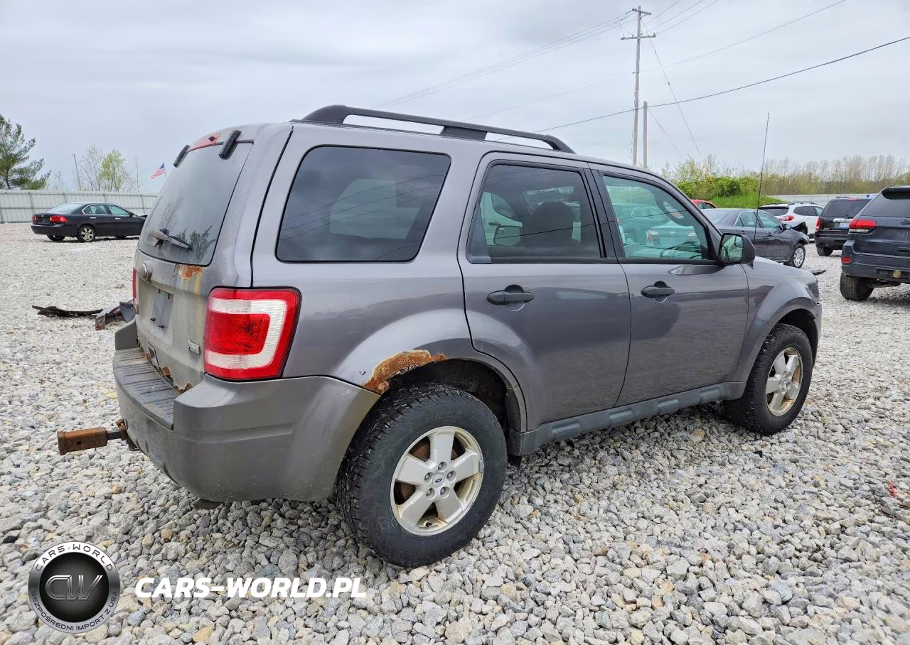 2011 Ford Escape Xlt VIN:1FMCU9DG6BKA21385 - 3