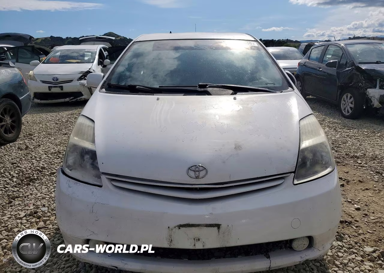 2005 Toyota Prius Base VIN:JTDKB20U240038787 - 5