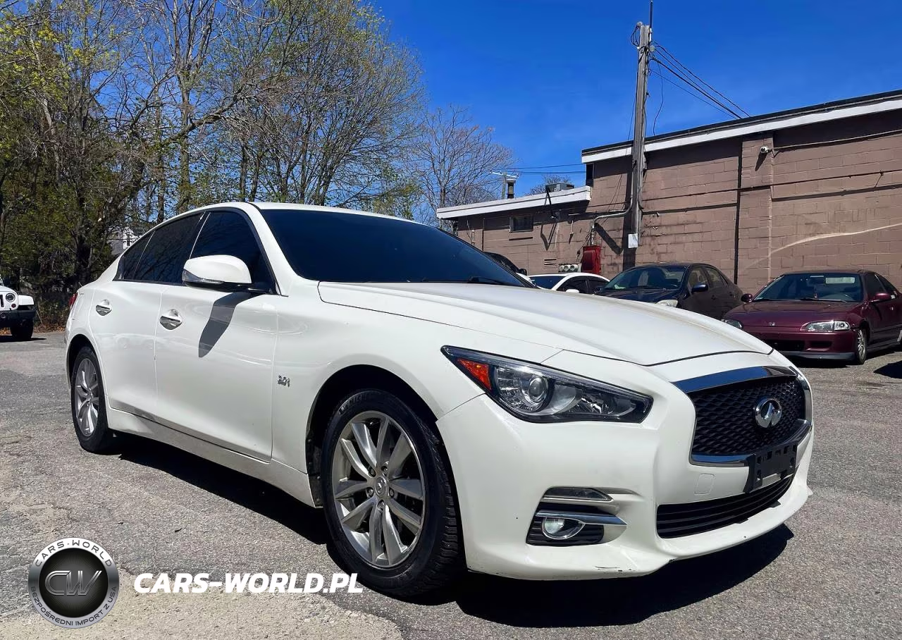 2017 Infiniti Q50 Premium